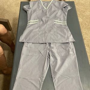 Grey’s Anatomy scrubs